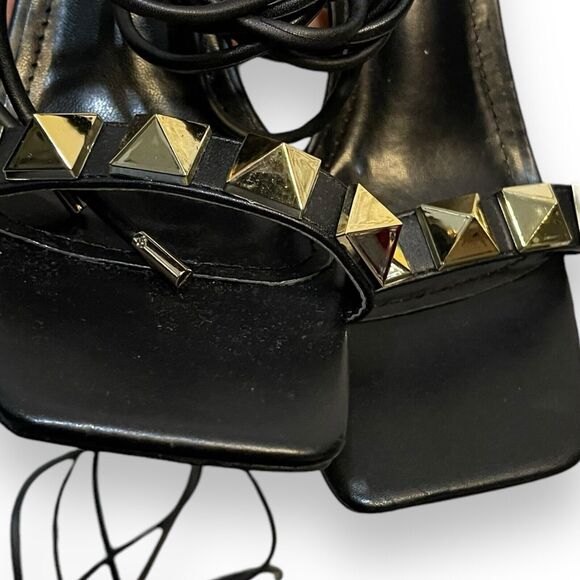 Cape Robbin Strappy Heel Sandals Womens 9 Black Studded Gold Sexy Open Toe Party - Picture 12 of 14